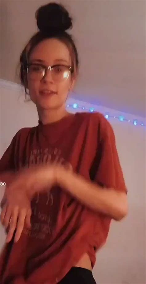 Ella Explicit Nude Tiktok